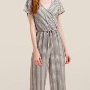 Blue Rain Tie Waist Striped Wrap Short Sleeve Jumpsuit Size XS gray